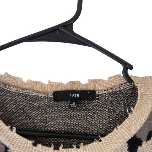 Fate Women's Size Small Cheetah Animal Print Distressed Sweater - Picture 4 of 9